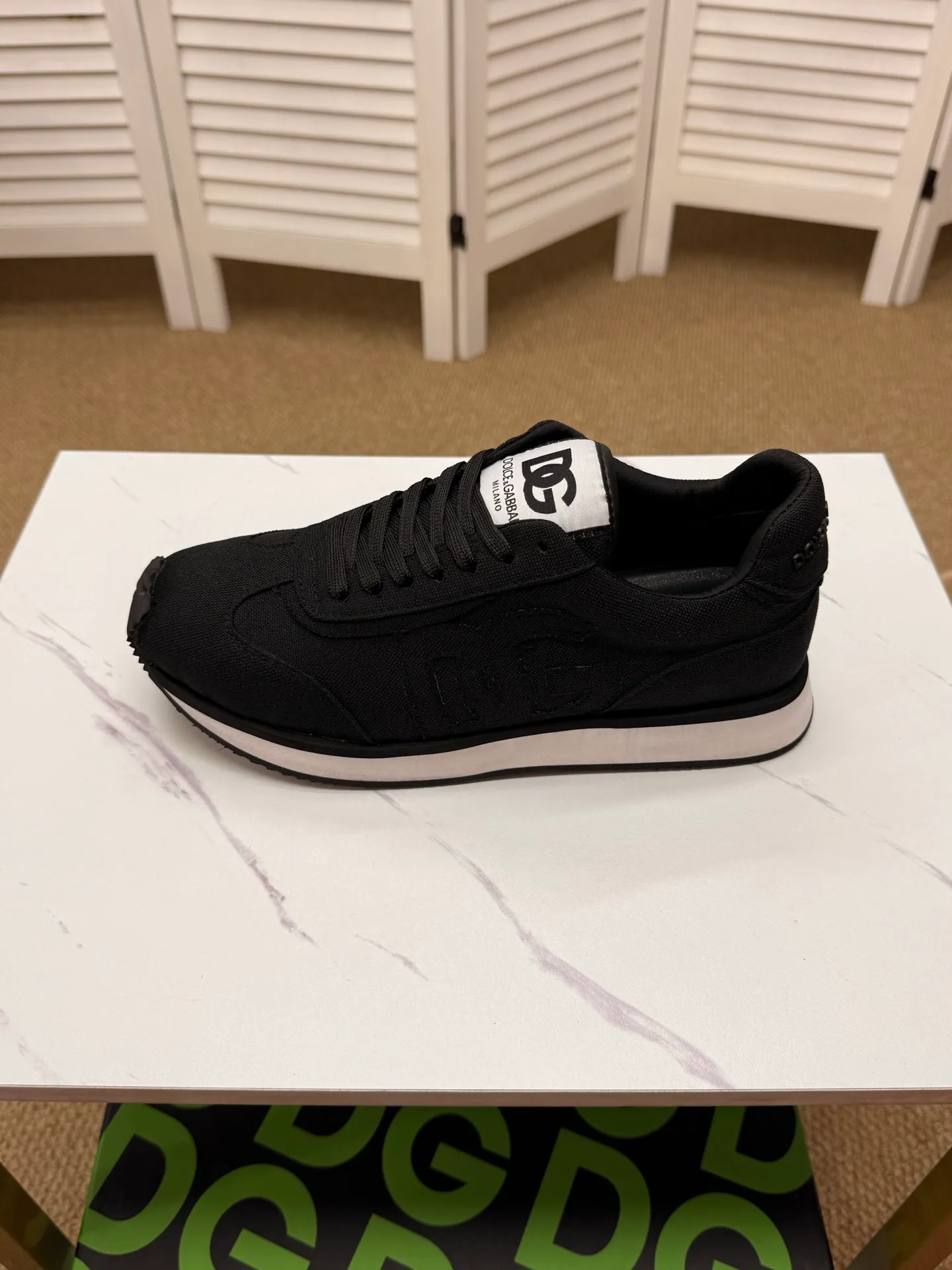 Men's clothing and shoes 230. The latest sports and casual shoes for couples (DG) are fashionable and versatile, and can add luster to various looks. Create an exquisite design with unique dynamic vitality and modern atmosphere, showing modern elegance. Size: 36-46 (45 and 46 are custom-made and cannot be returned or exchanged) Se